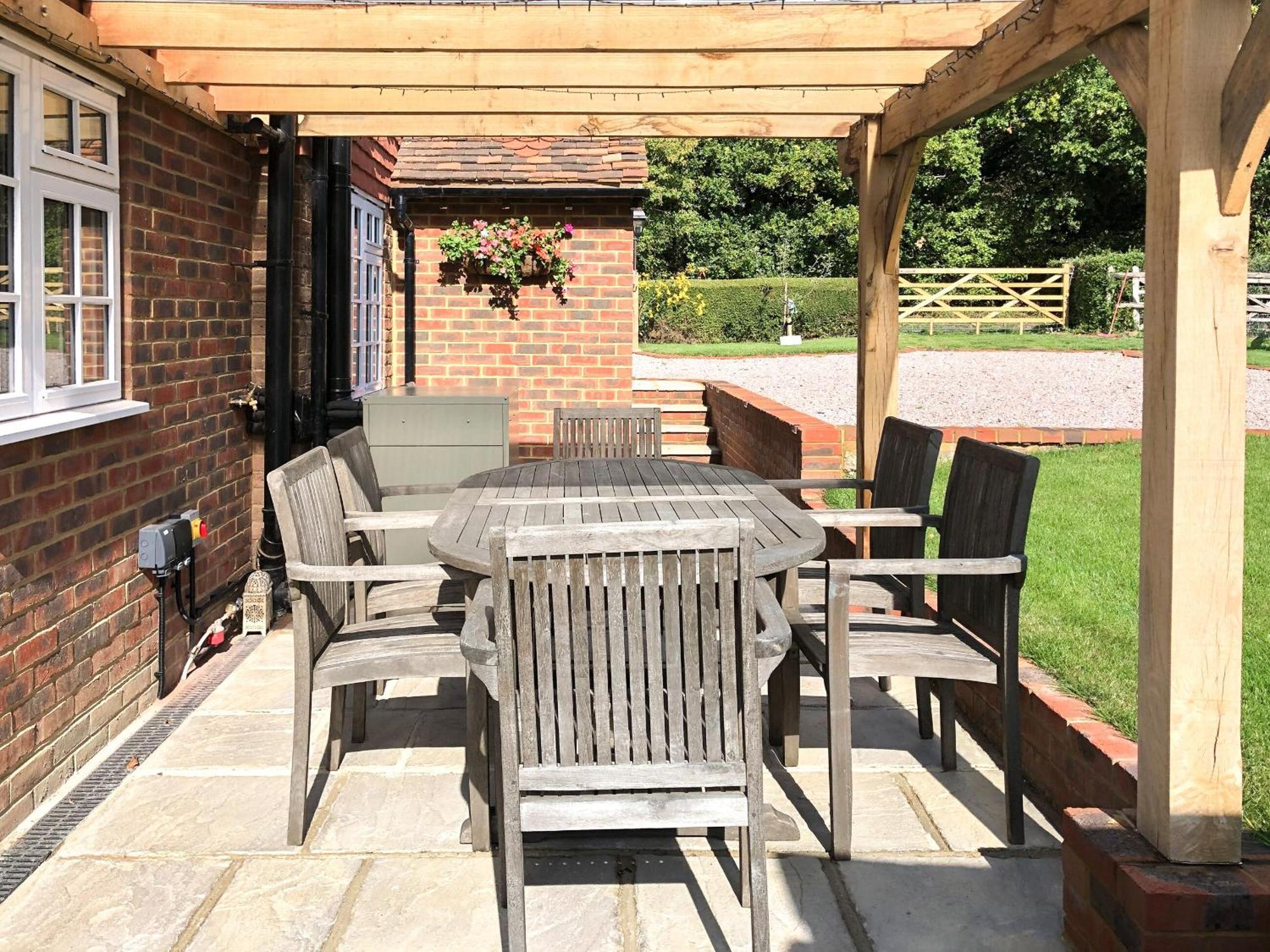 Well Cottage Itchingfield Bagian luar foto