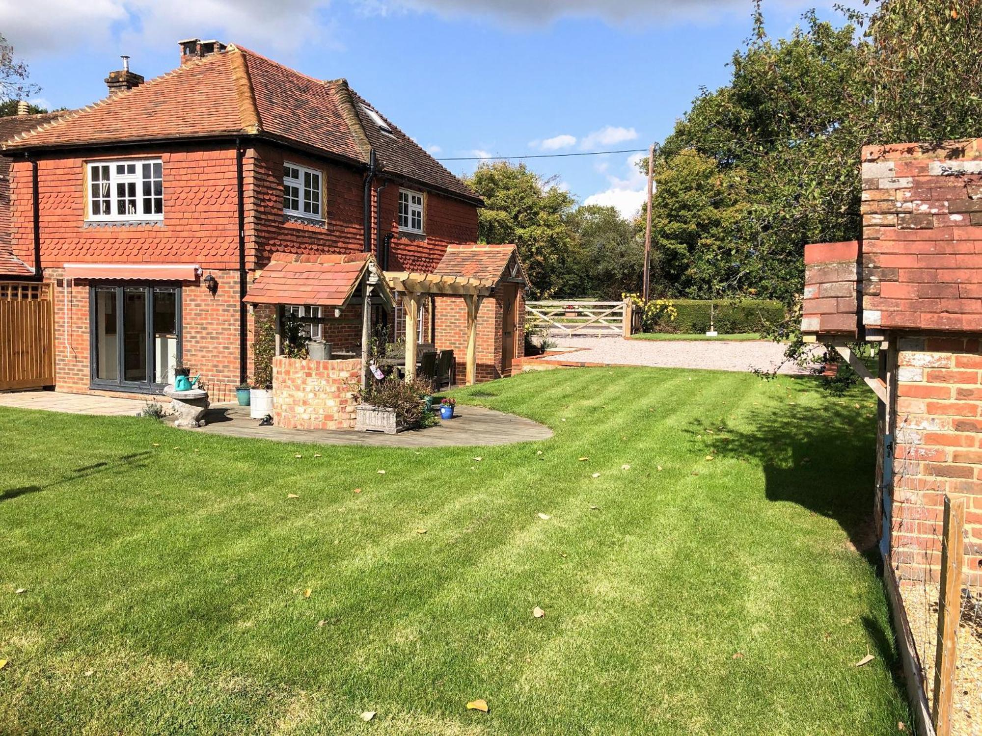 Well Cottage Itchingfield Bagian luar foto